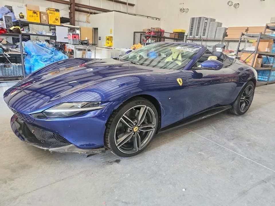 FERRARI ROMA SPIDER