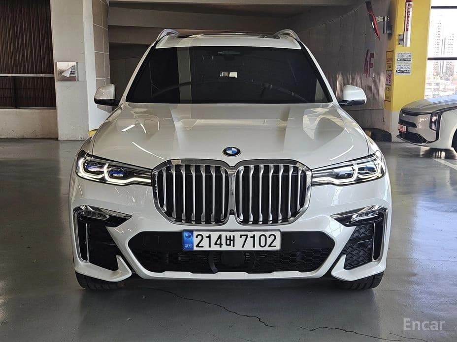BMW X7 (G07) xDrive 40i M 2022