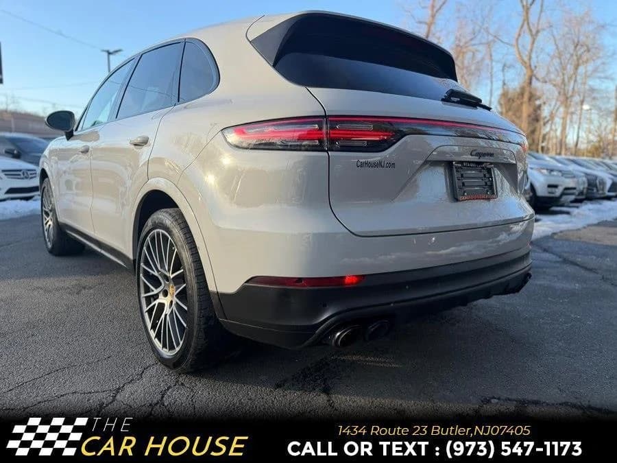 Porsche Cayenne Platinum Edition 2022