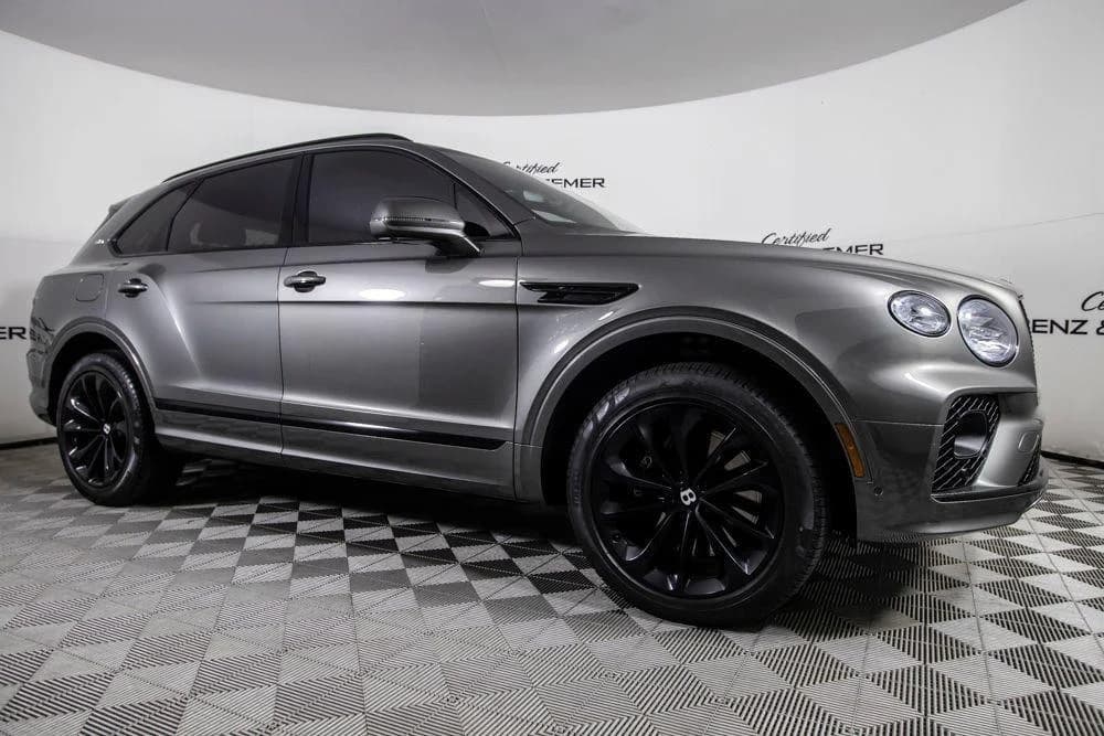 Bentley Bentayga V8