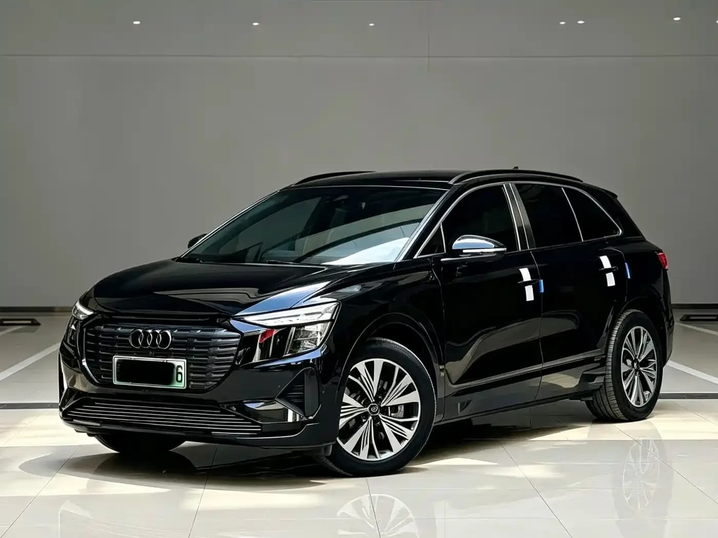 Audi Q5 e-tron 40 e-tron Sparkle Mecha Package