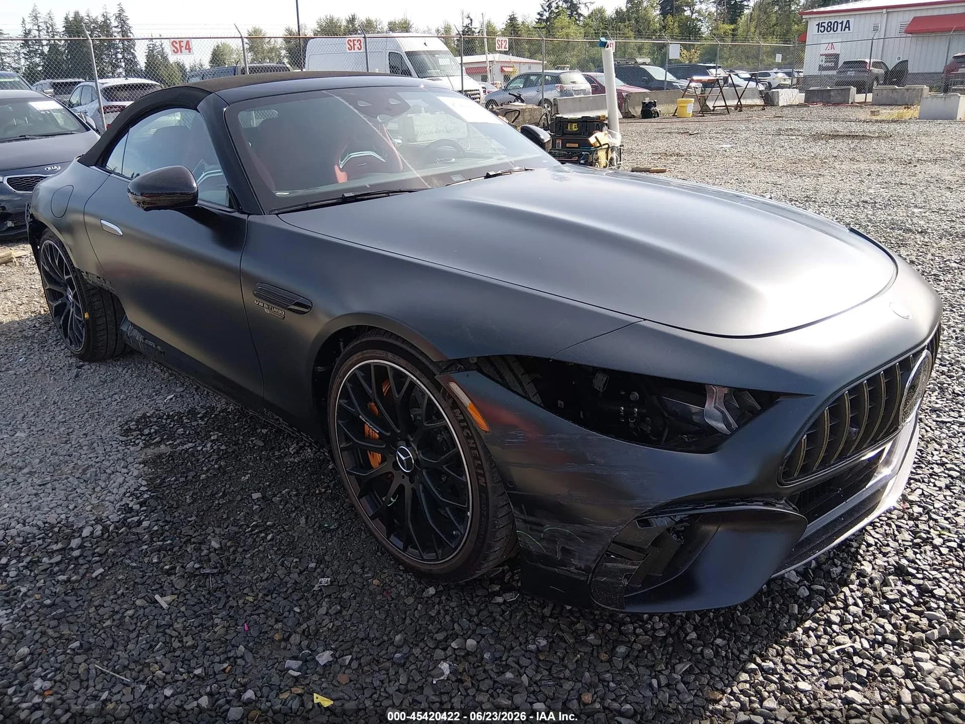 Mercedes-Benz SL 63 AMG S E PERFOR