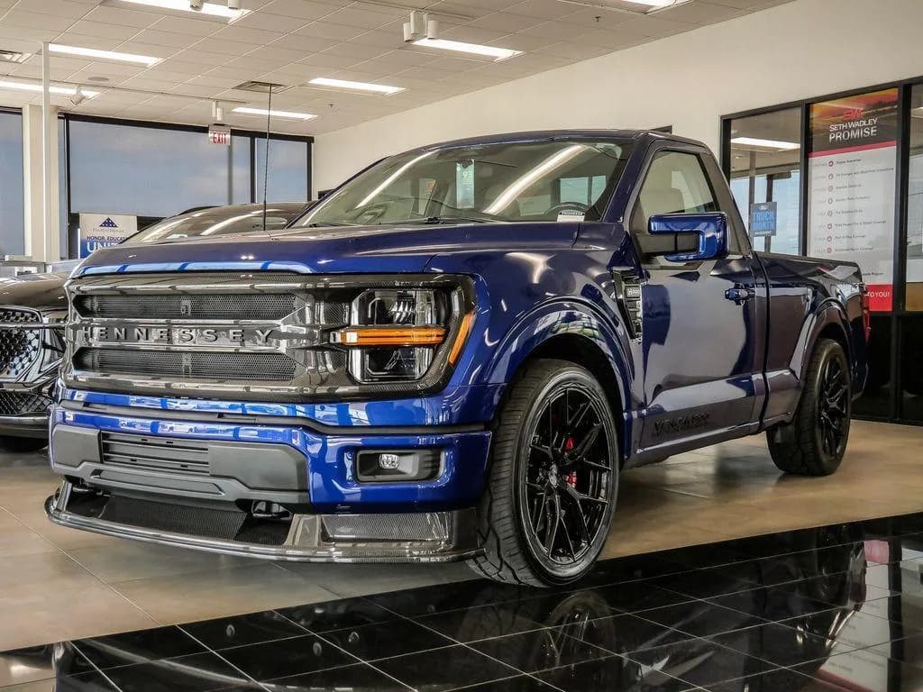 Ford F-150 XL Hennessey Venom 800