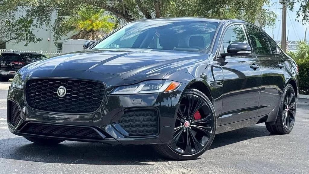 Jaguar Xf SE p250 automatic